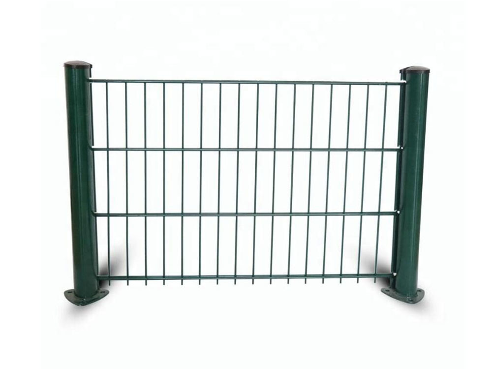 Why Choose Welded Fence Panels Over Traditional Fencing Options?