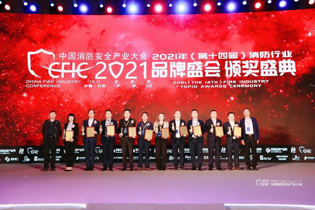 LEADER GROUP