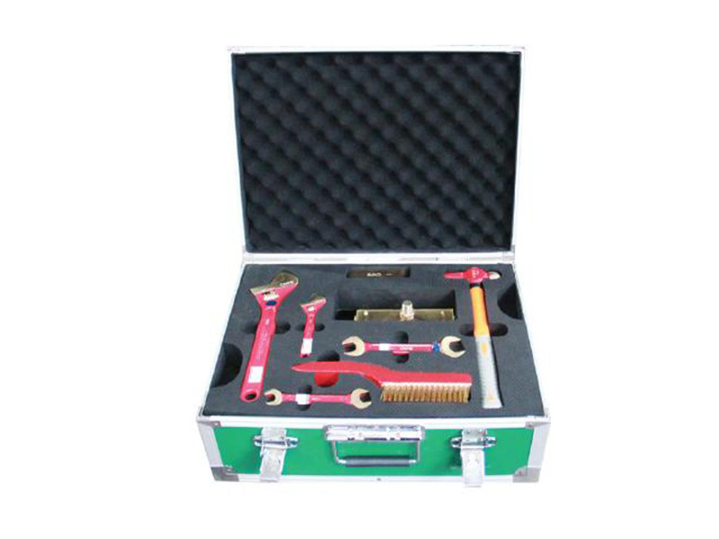 322 Non Sparking Plugging Tools Set