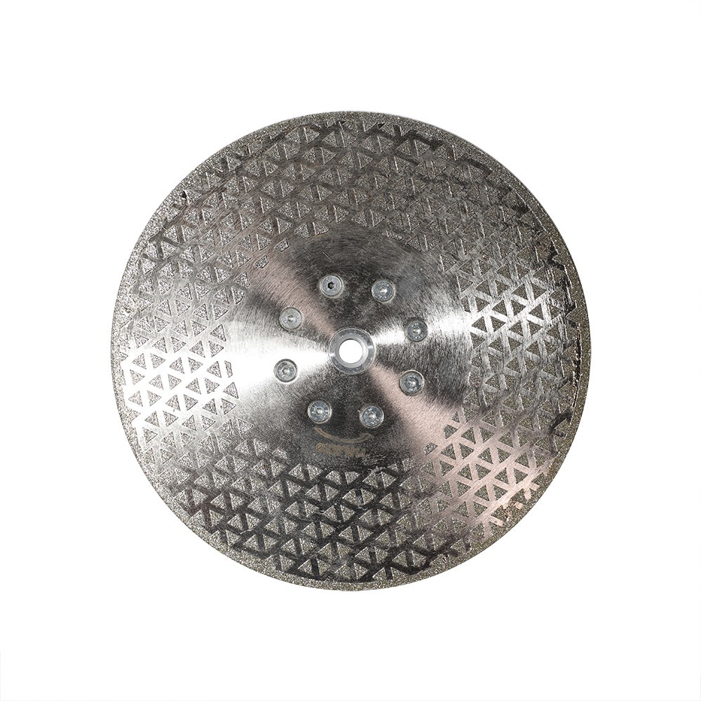 Electroplated diamond saw blades with flange