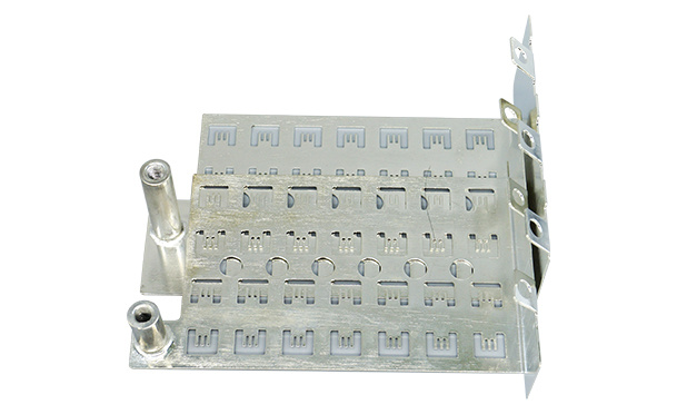 Automobile capacitor busbar