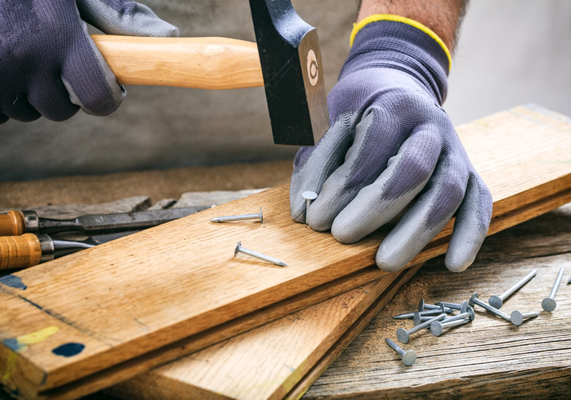 Which disposable gloves have the best elasticity