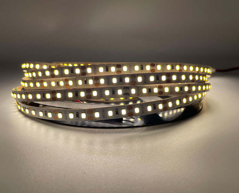 SMD2835 120LEDs 6000K LED Strip Light