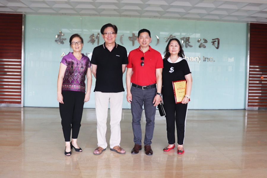 The board of directors of Pioneer Pharmaceutical visited multiple pharmaceutical companies and reached strategic cooperation