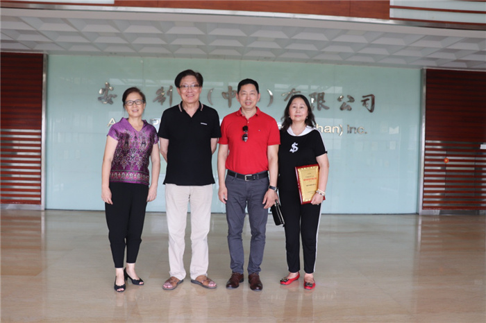 The board of directors of Pioneer Pharmaceutical visited multiple pharmaceutical companies and reached strategic cooperation