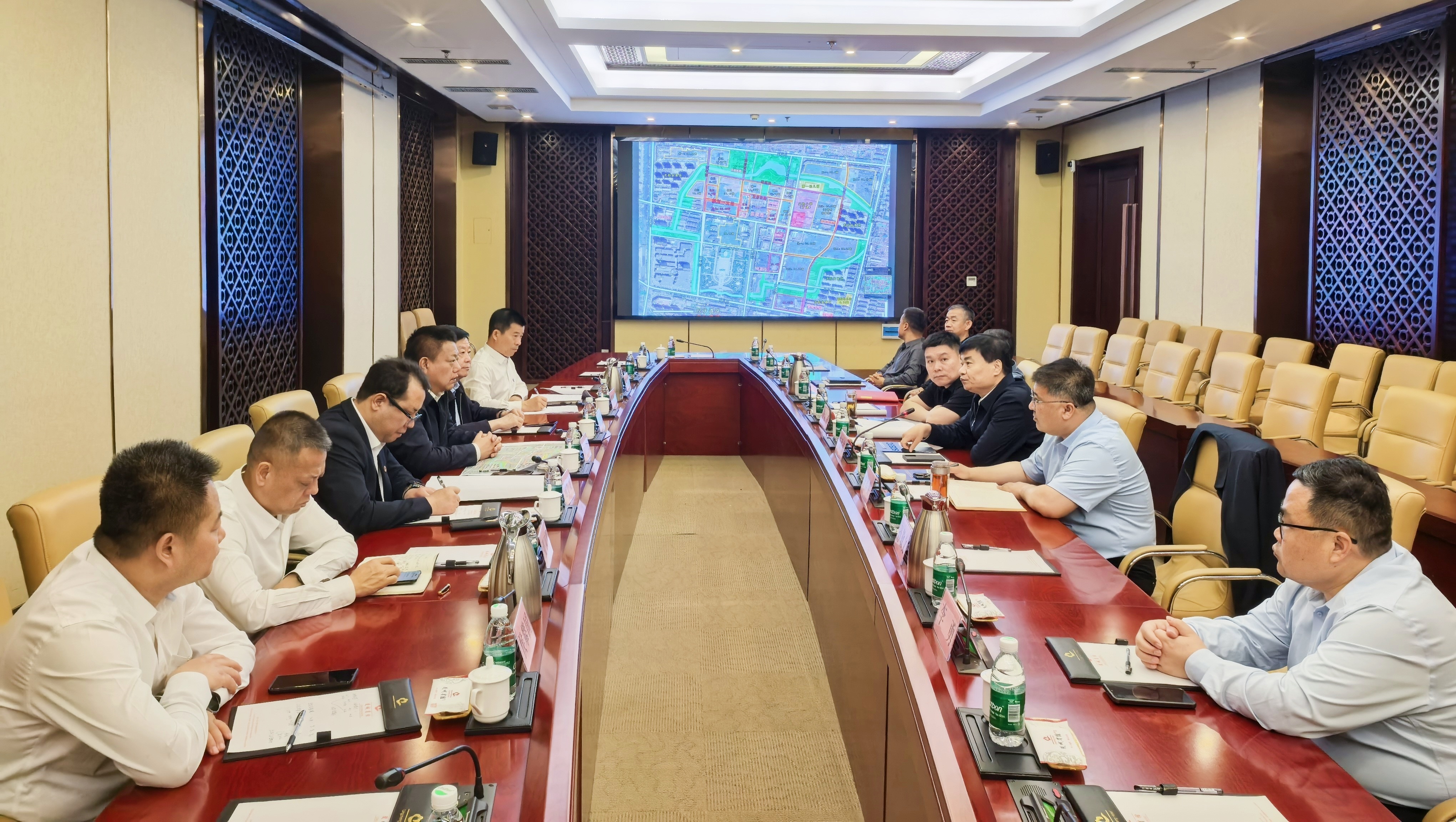 共繪政企合作新藍圖!集團與德州市陵城區座談交流 共繪政企合作新藍圖!集團與德州市陵城區座談交流