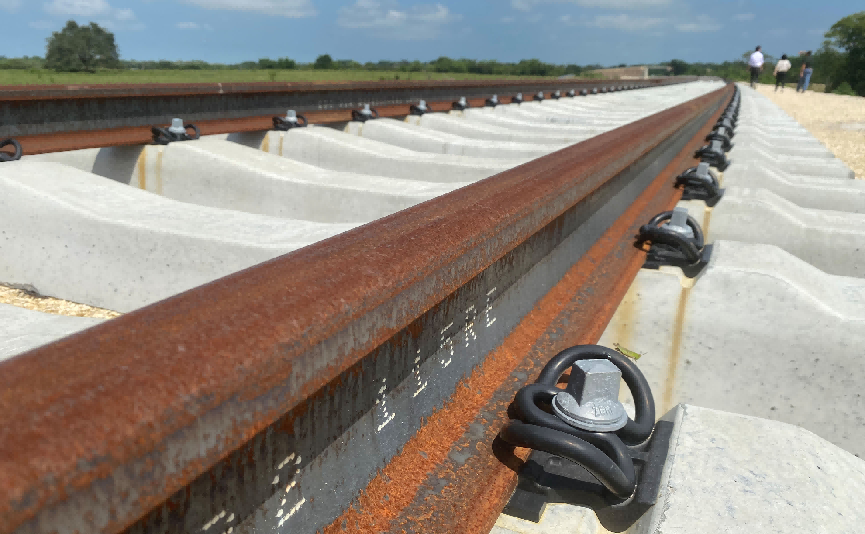 Supplied railway fastening system to Tren Maya