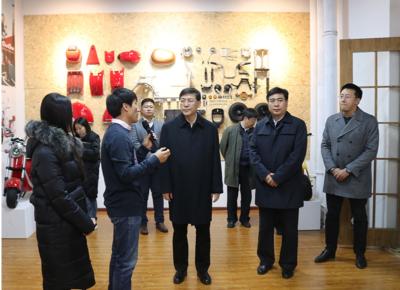 天津市委副书记阴和俊及河北区领导莅临角度展厅