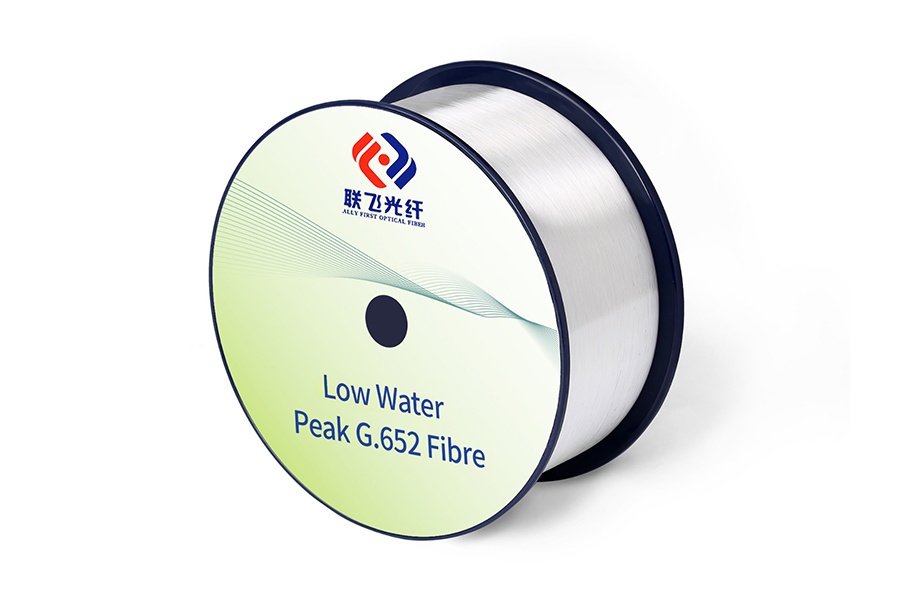Low Water Peak Single-mode Fiber
