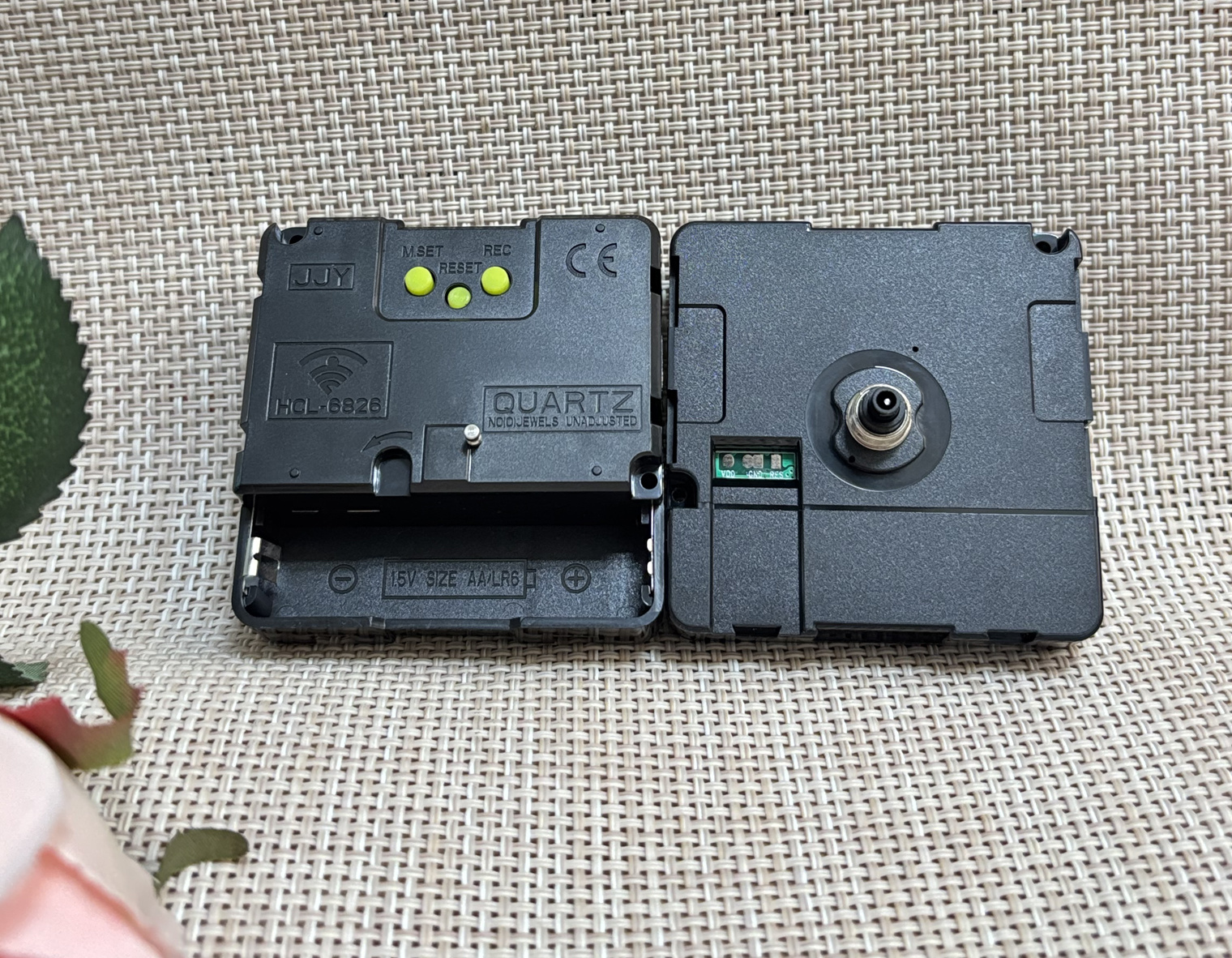 Radio controlled sweep movement, JJY