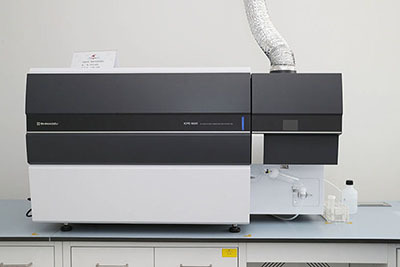 Inductively coupled plasma emission spectrometer