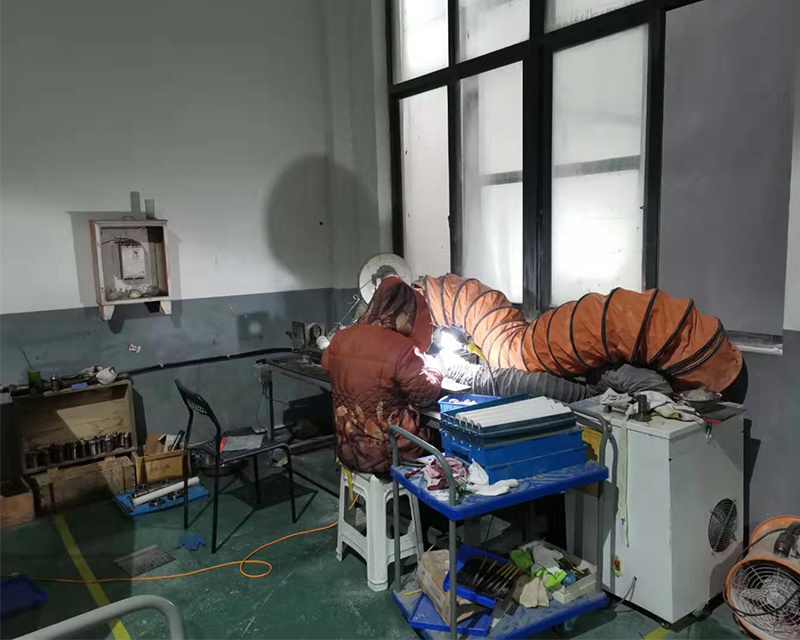 加工設備