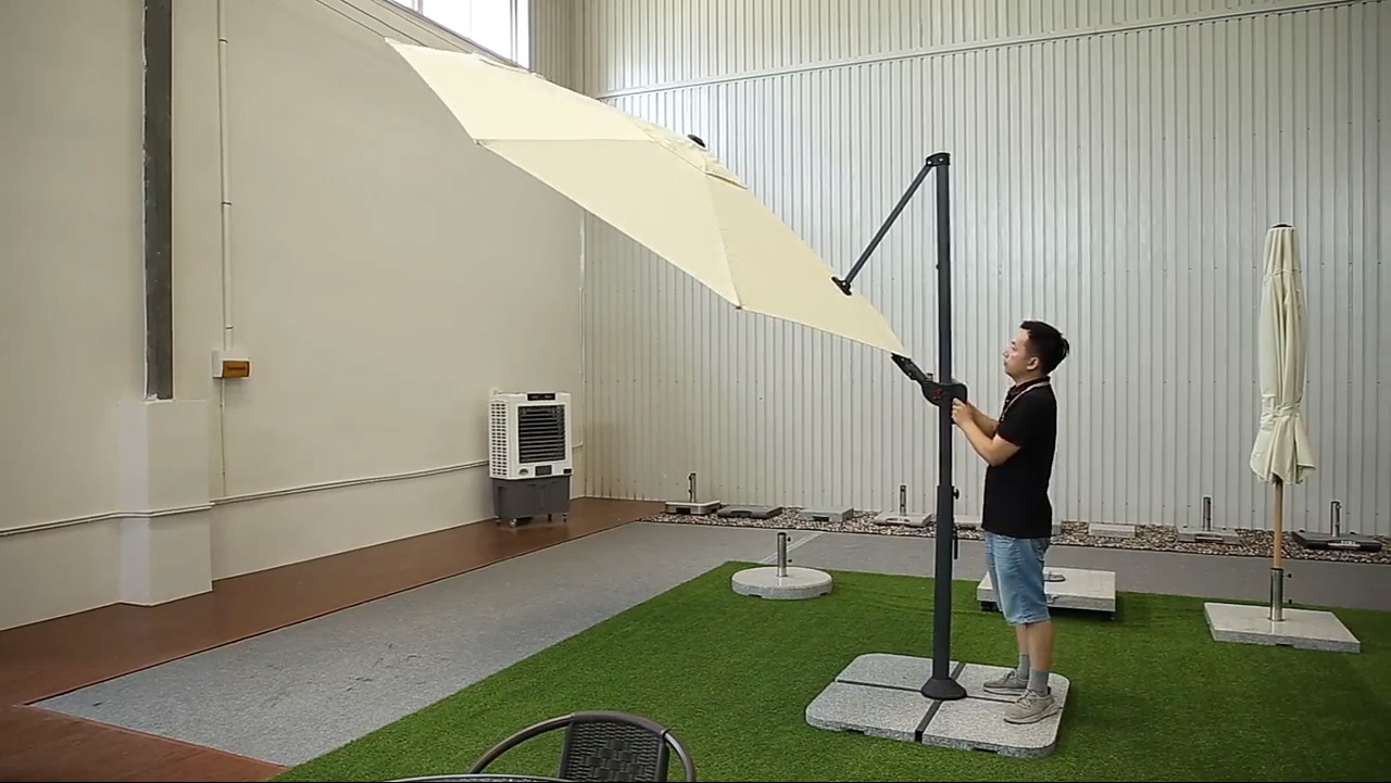 Cantilever Umbrella