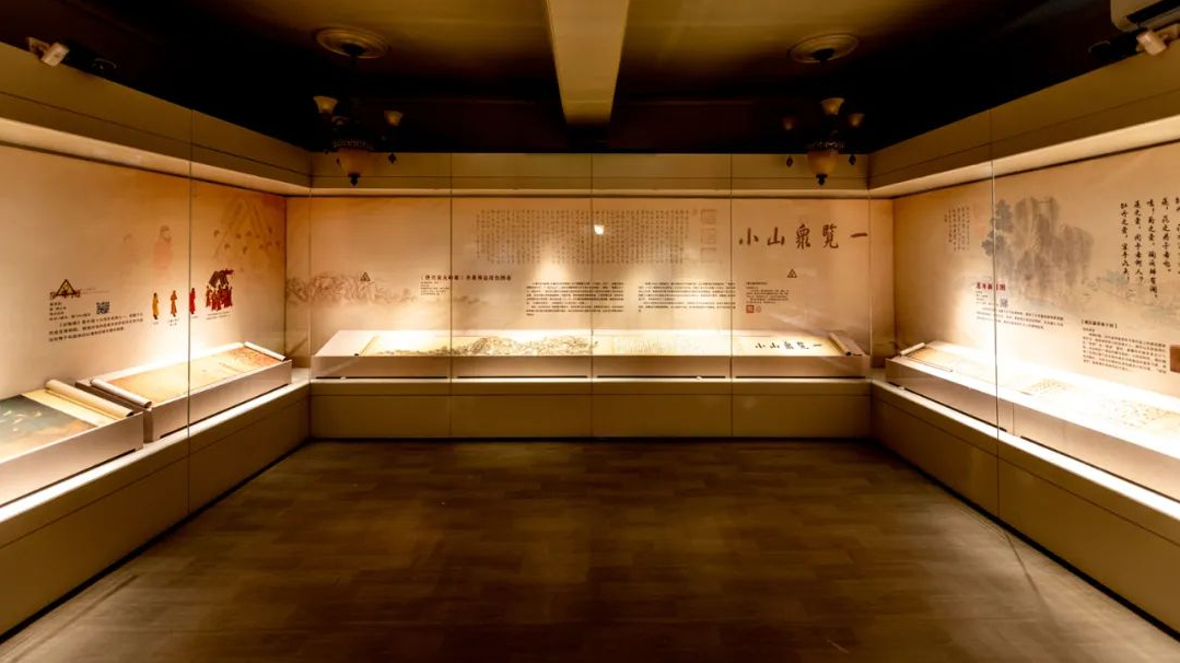 文化紐帶 協(xié)同發(fā)展|沈陽故宮院藏畫卷亮相偽滿皇宮博物院“小白樓藏書畫掠影展” 文化紐帶 協(xié)同發(fā)展|沈陽故宮院藏畫卷亮相偽滿皇宮博物院“小白樓藏書畫掠影展”