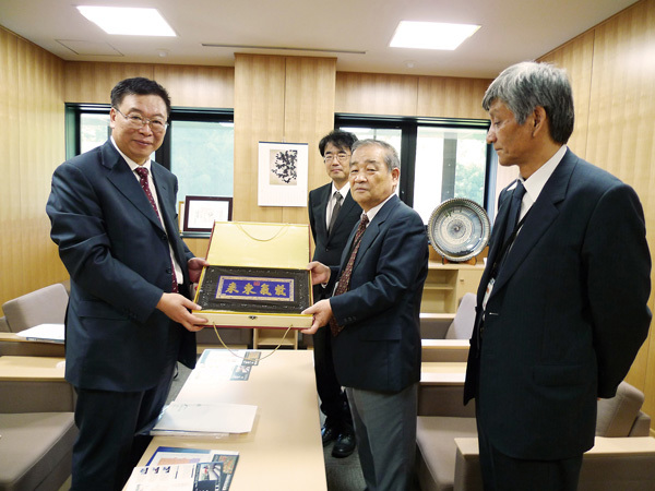 武斌院長與古建部主任孫啟仁赴日本國立九州博物館、福岡博物館進行考察