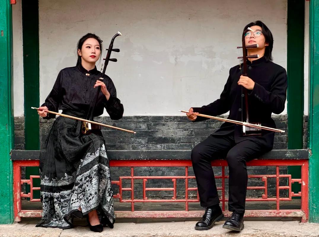 輕騎踏歌行 唱響新六地——沈陽音樂學(xué)院“紅色文藝輕騎兵”小分隊走進沈陽故宮博物院 輕騎踏歌行 唱響新六地——沈陽音樂學(xué)院“紅色文藝輕騎兵”小分隊走進沈陽故宮博物院