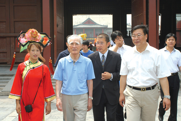 日本前首相村山富市先生 日本前首相村山富市先生