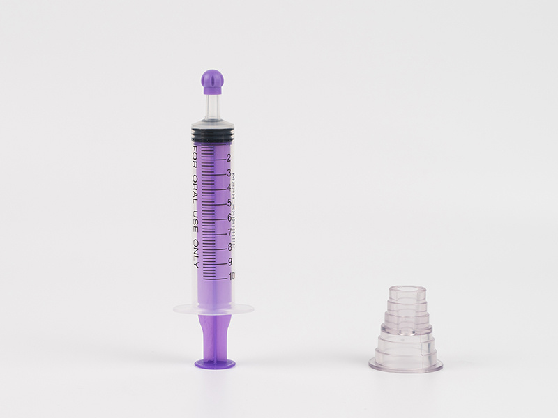 Oral syringe