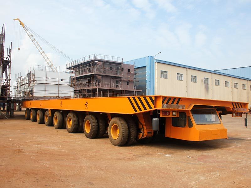 420-ton flatbed truck