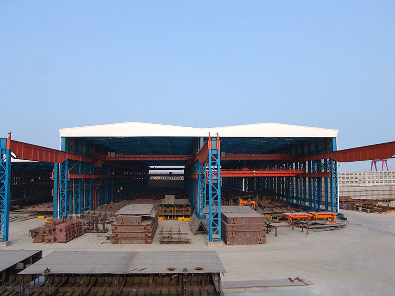 Lowering workshop of the new shipbuilding plant