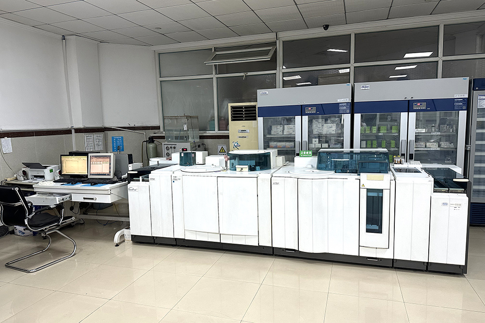 全自動生化分析儀（羅氏ISE900+P800）