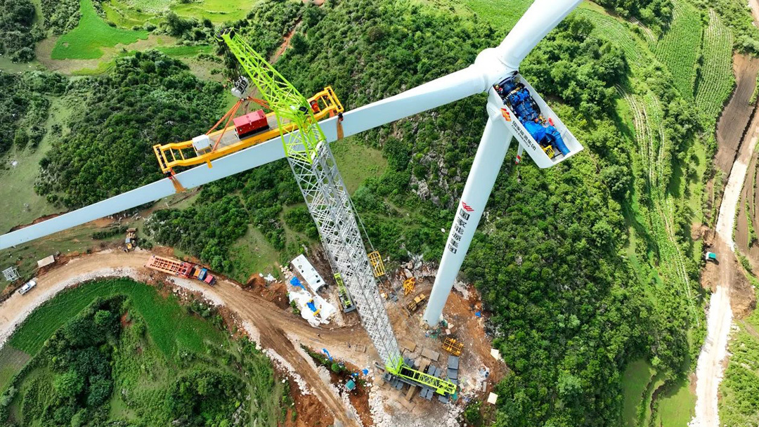 向云端！ZCC12800助力貴州最大風電機型吊裝成功！