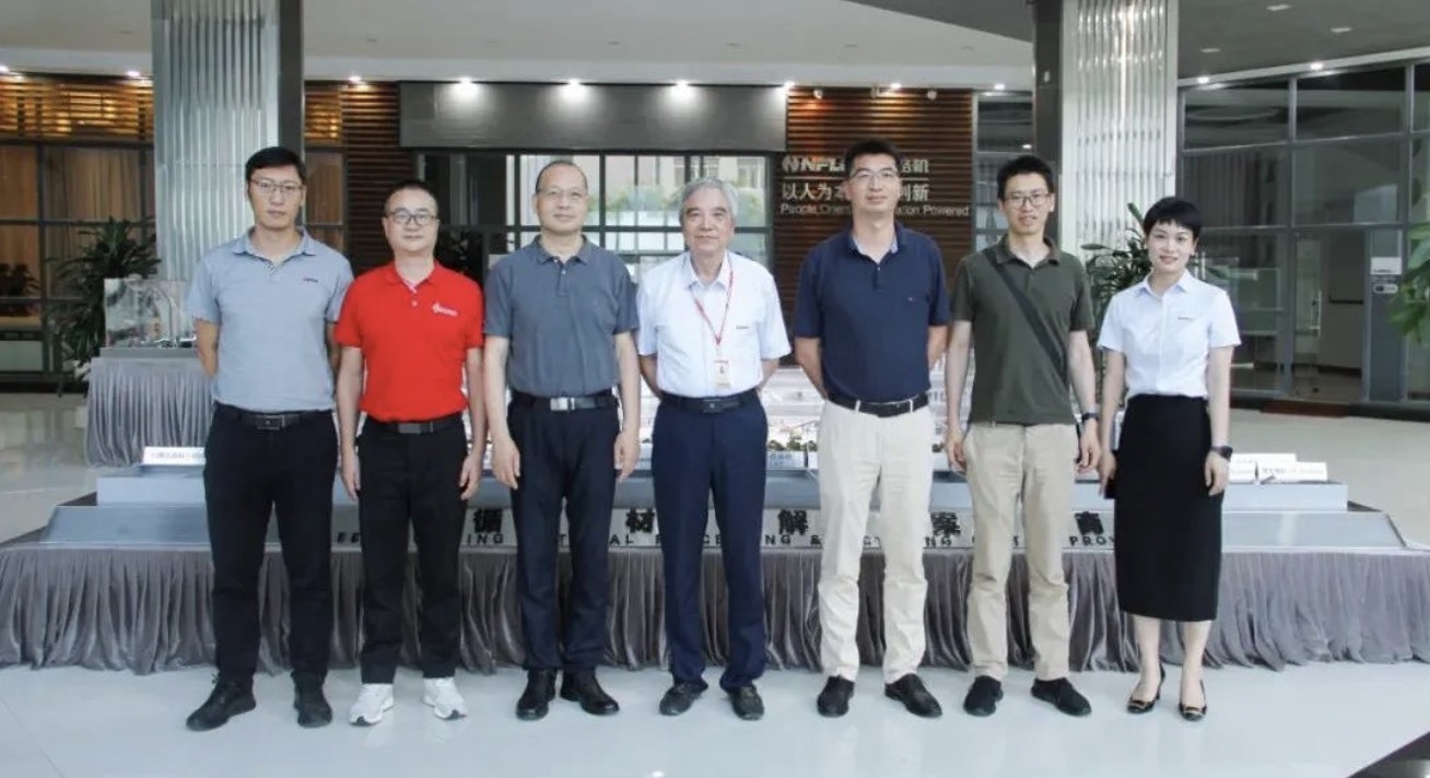 中國工程機械工業協會秘書長吳培國一行到訪南方路機