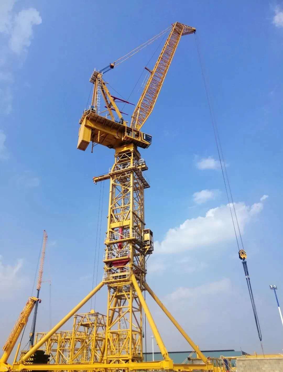 徐工風電動臂塔機問世，國內起重量最大！