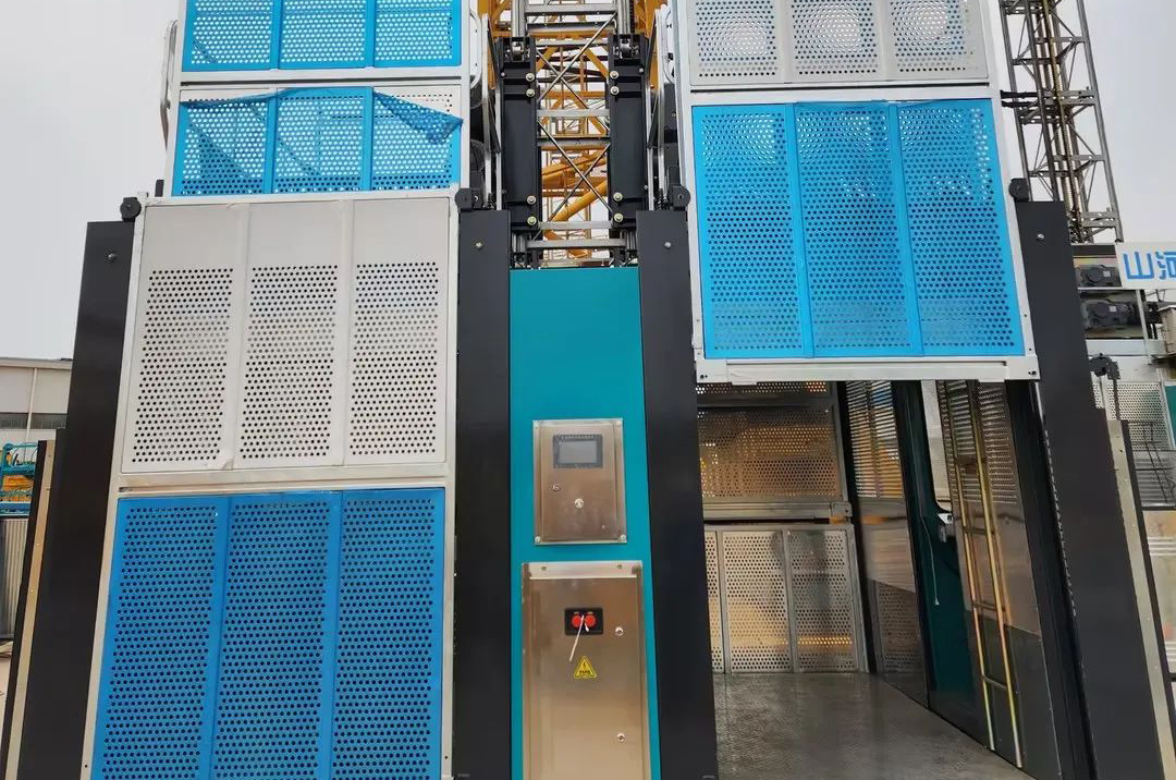 科技顯能、再添新品！山河江麓智能施工升降機成功下線