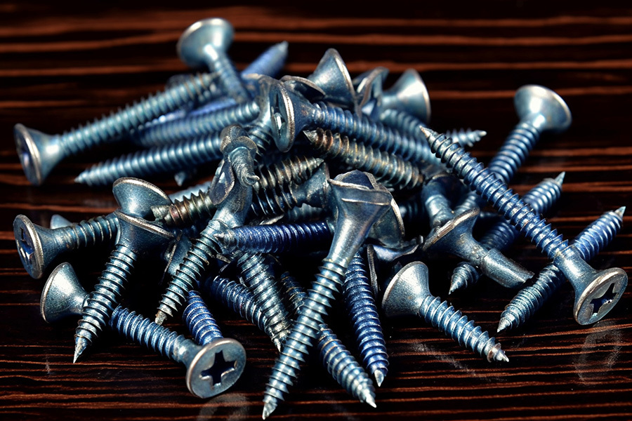Beijing customer orders micro-screws for mobile phone holder for the first time