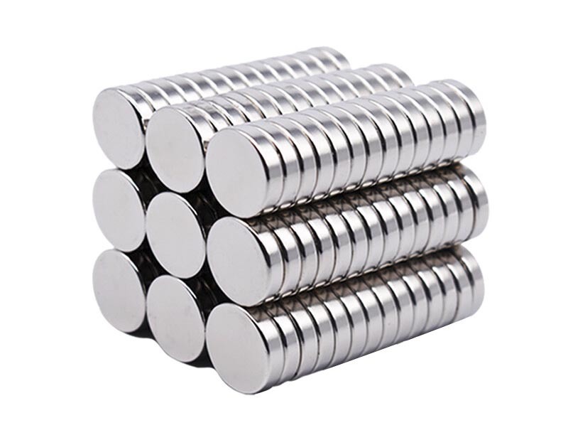 Strong magnetic neodymium iron boron