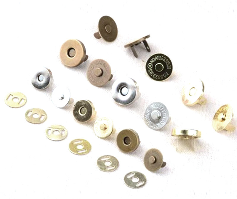 Magnetic chest badge / Magnetic knob