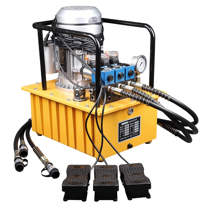 Three stations of electric hydraulic pump output work at the same time. Ultra-high pressure pump station 1.5KW one-to-three electric pump 70MPA