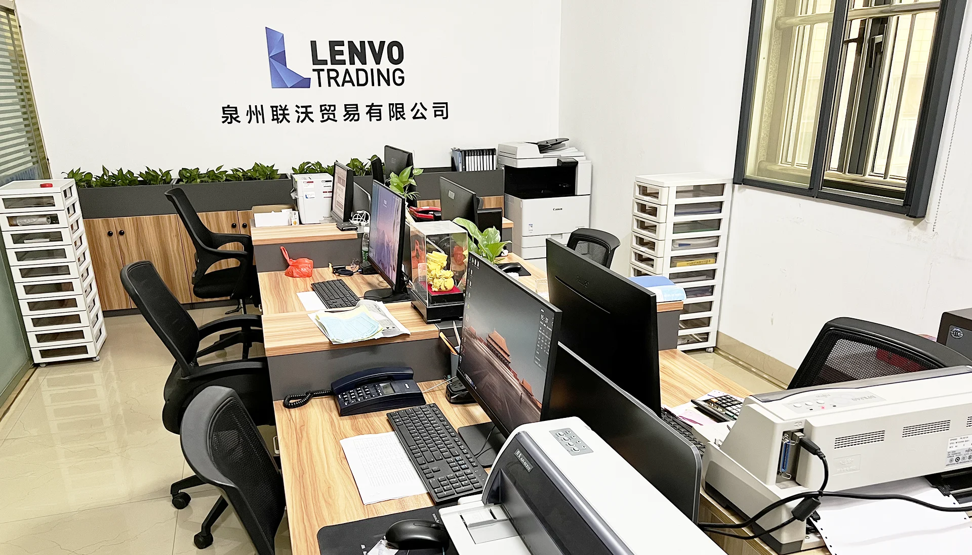 视频标题 视频标题
