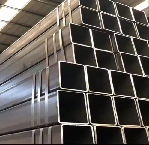 National standard Grade A hot-dip galvanized square tubes have uniform zinc coating, strong adhesion, super anti-corrosion and long-lasting quality guarantee