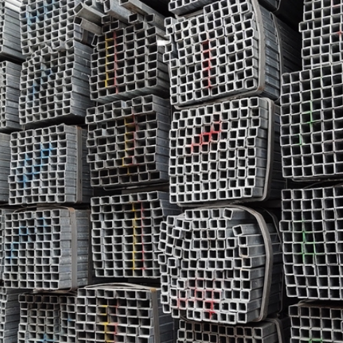 Heavy-Duty Galvanized Steel Pipe for Structural and Fencing Applications