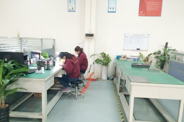 Polishing Department