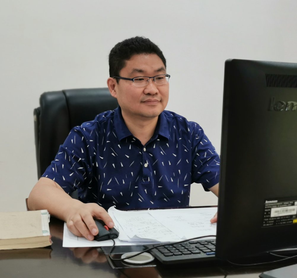 市政路桥教高——王定文 市政路桥教高——王定文