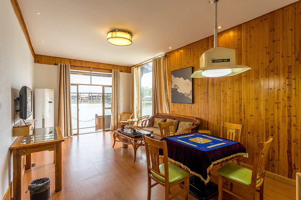lake view room lake view room