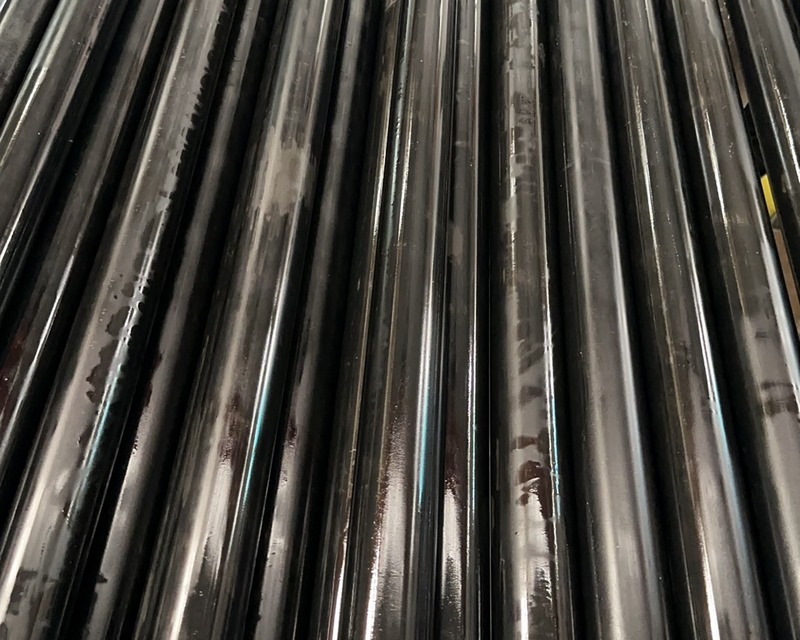 Precision phosphating seamless steel pipe