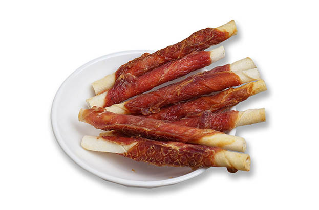 Chicken and Rawhidewist