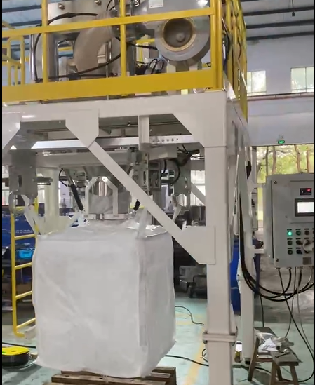 Movable bigbag packaging machine