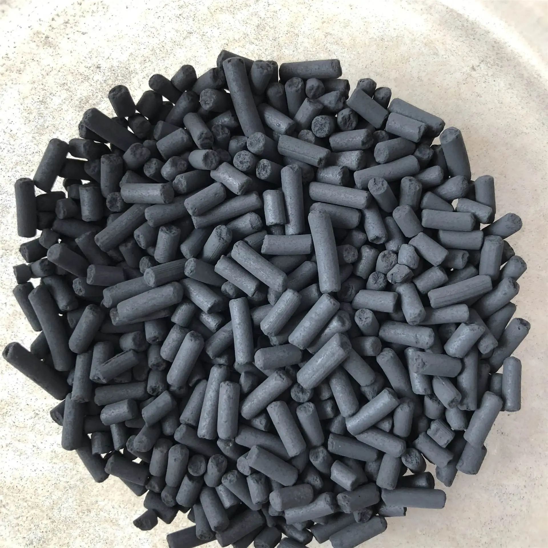 Citric acid decolorization column