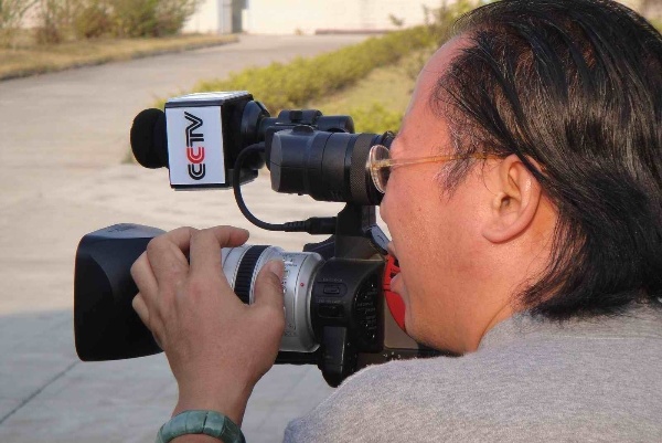 中央电视台(CCTV)到我公司拍摄专题片