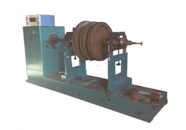 Dynamic balance multi-stage rotor