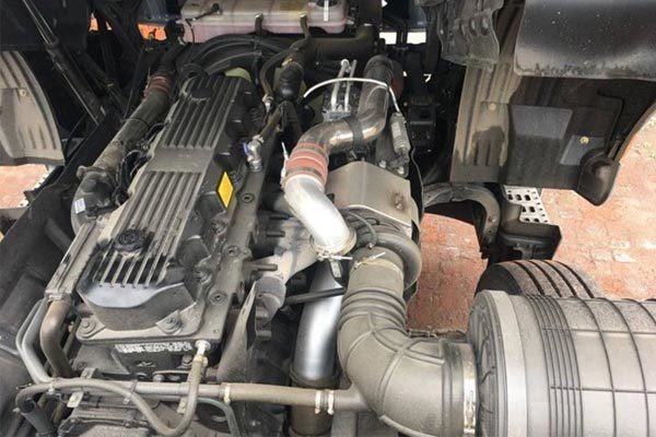 Injector sleeve