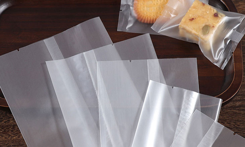 What are the classification of composite bags?