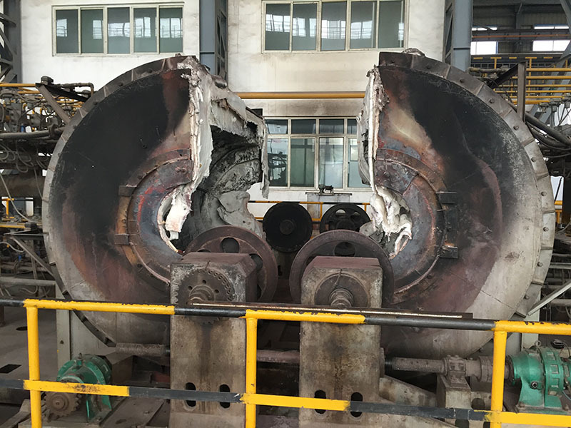 Heat treatment equipment