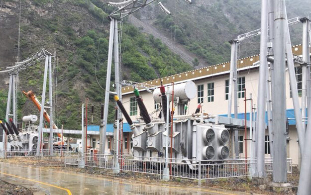 Our company's product ZYD series was successfully dehydrogenated and deacetylene in transformer oil of Aba Hongye Power Plant.