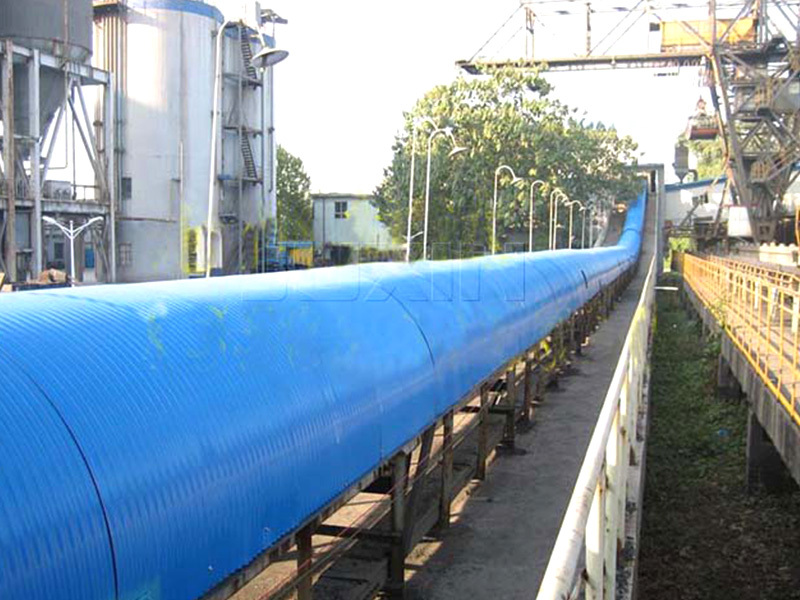 Enclosed belt conveyer